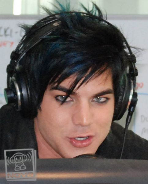Adam-Lambert-Plays-Chat-Roulette-115996.jpg