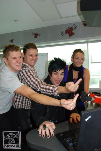 Adam-Lambert-gets-his-Chat-Roulette-on-116014.jpg