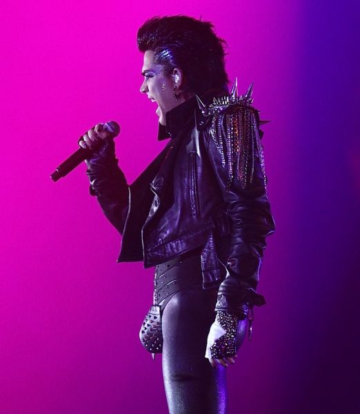 gallery_enlarged-adam-lambert-codpiece-concert-photos-03072010-01.jpg