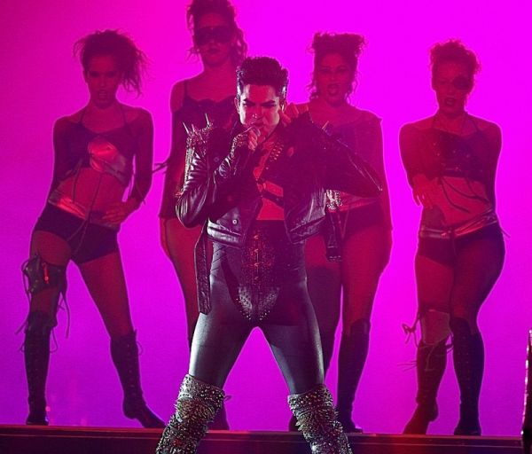 gallery_enlarged-adam-lambert-codpiece-concert-photos-03072010-04.jpg