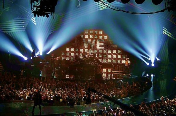 Créditos: Adam Lambert Fan Club

