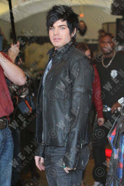 adam_lambert_18_wenn5412529_preview.jpg