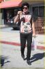 adam-lambert-frappuccino-05.jpg