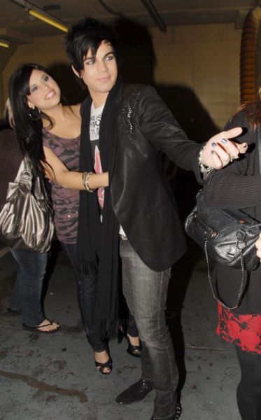 Adam_Lambert_Supports_3f77.jpg