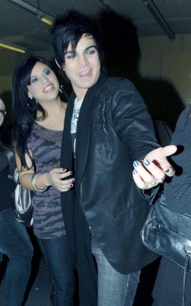 Adam_Lambert_Supports_972d.jpg