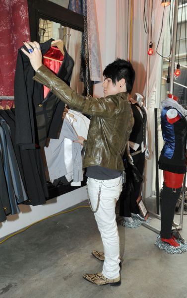 outshopskingraft3.jpg