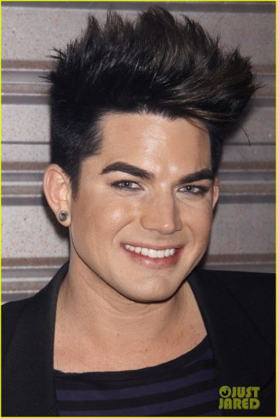 adam-lambert-priscilla-queen-desert-10.jpg