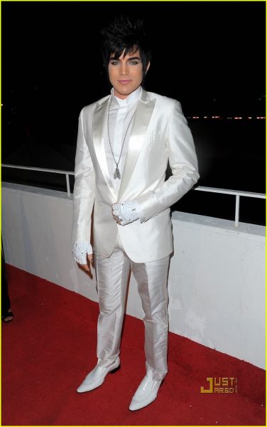 adam-lambert-art-of-elysium-kirsten-dunst-03.jpg