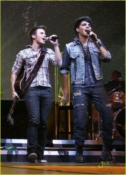 Créditos: justjared.buzznet.com 

