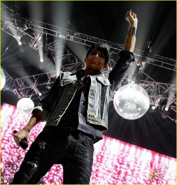 Créditos: justjared.buzznet.com 
