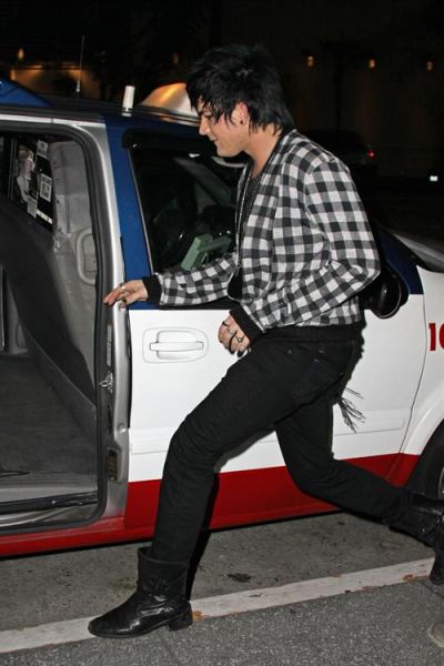 Singer_Adam_Lambert_068a.jpg