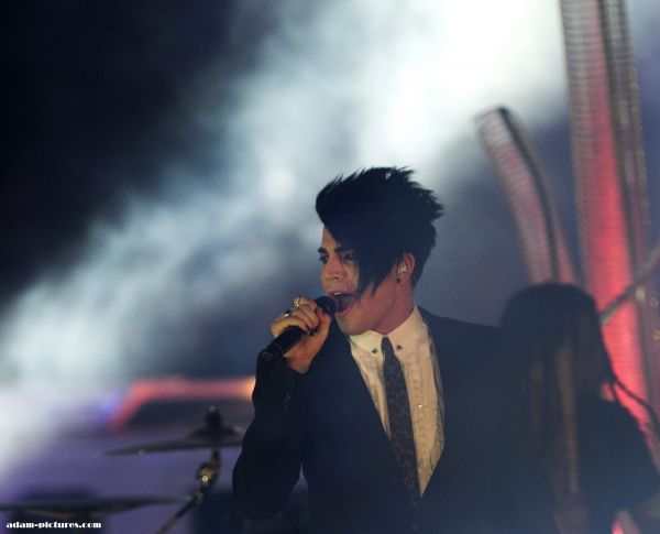 AP100620122091.jpg