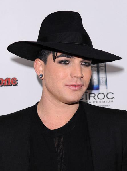 Créditos: Talented Artists of the Glamily (T.A.O.G.)
