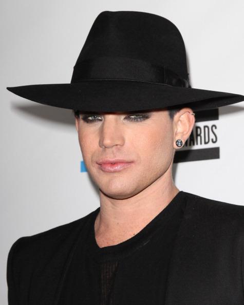 Créditos: Talented Artists of the Glamily (T.A.O.G.)
