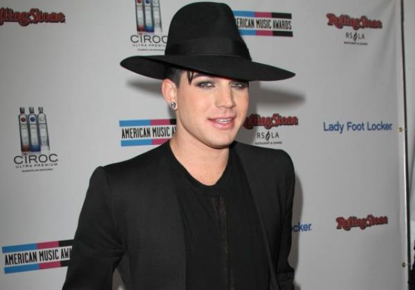 Créditos: Talented Artists of the Glamily (T.A.O.G.)

