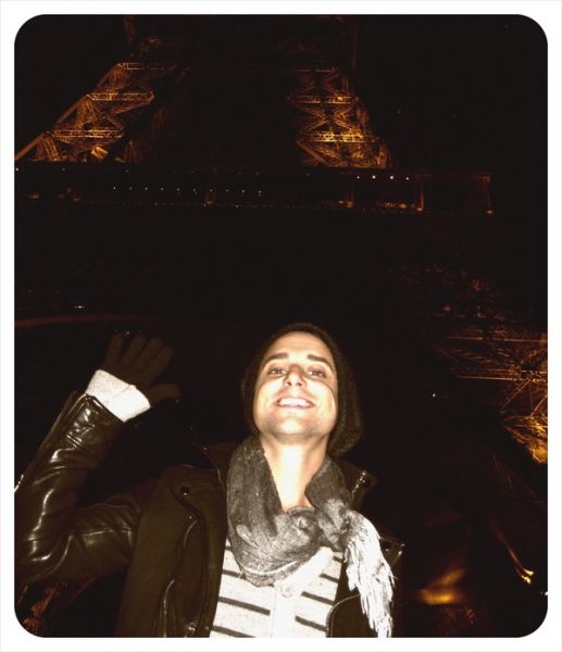 Isaac na Torre Eiffel, Paris
