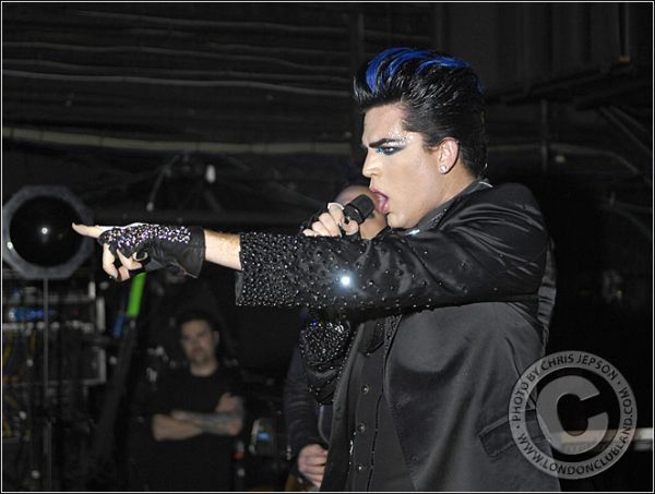 G-A-Y_CJP7135.jpg