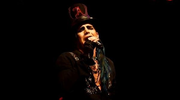 Créditos: Adam Lambert Italy
