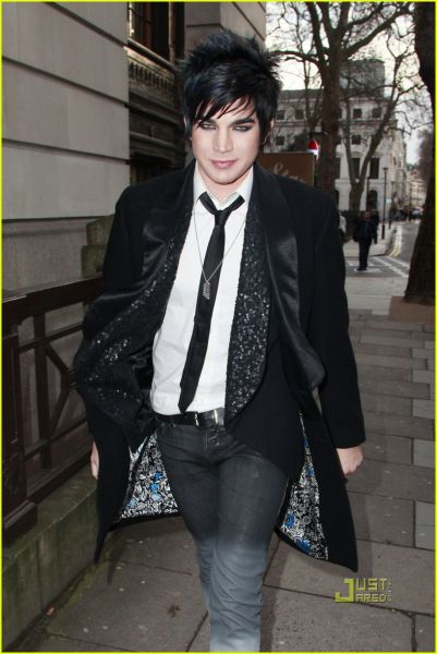 adam-lambert-bowling-alley-london-08.jpg