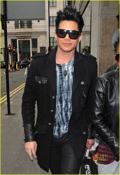 adam-lambert-top-man-06.jpg