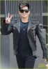 Nome da imagem=adam-lambert-peace-sign-out-03.jpg
Tamanho=219KB
Dimensão=854x1222
Data Envio=01 Mar, 2012 adam-lambert-peace-sign-out-03.jpg