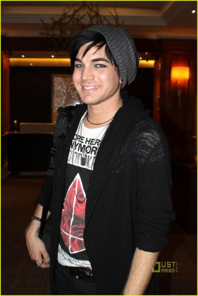 adam-lambert-berlin-germany-02.jpg