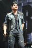Nome da imagem=IdolsLive-SR-BP-L0025.jpg
Tamanho=99KB
Dimensão=667x1000
Data Envio=09 Set, 2009 IdolsLive-SR-BP-L0025.jpg