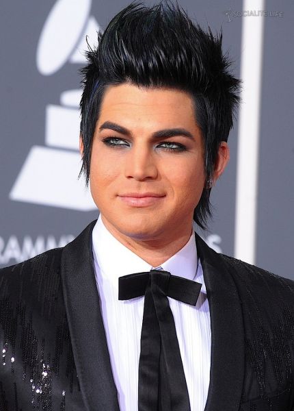 gallery_enlarged-adam-lambert-2010-grammy-awards-red-carpet-photos-02012010-01.jpg