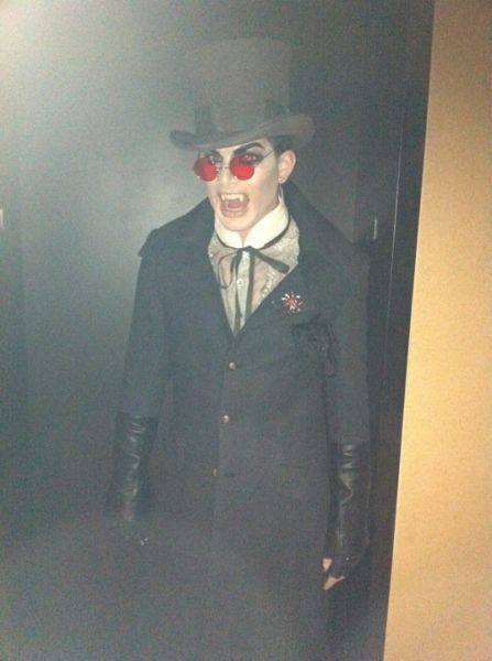 2010_halloween_12.jpg