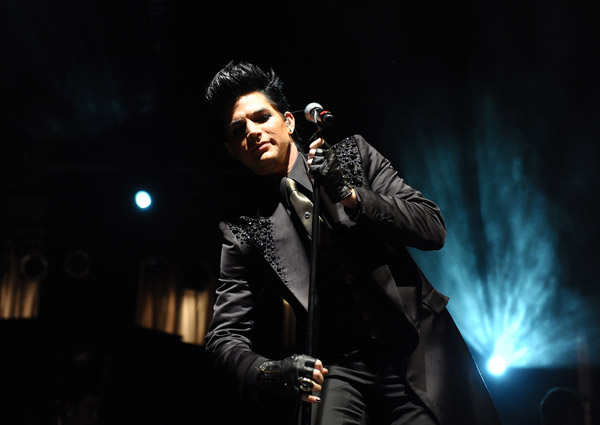 adam_lambert_performs_at_the_4th_annual_gridlock_la_new_years_eve_bash_arielriann_tcc_30732_842AL.jpg