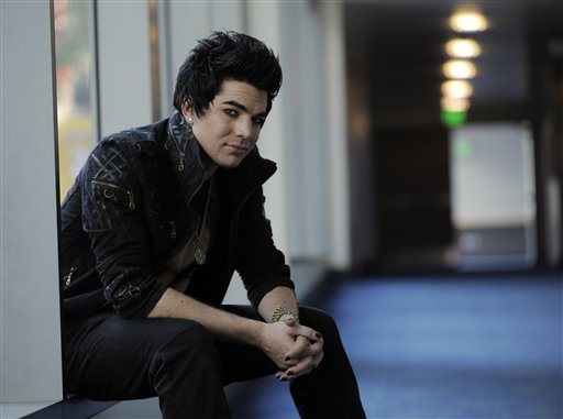 adam_lambert_chris_pizzello_photo_session_arielriann_1642_832AL.jpg