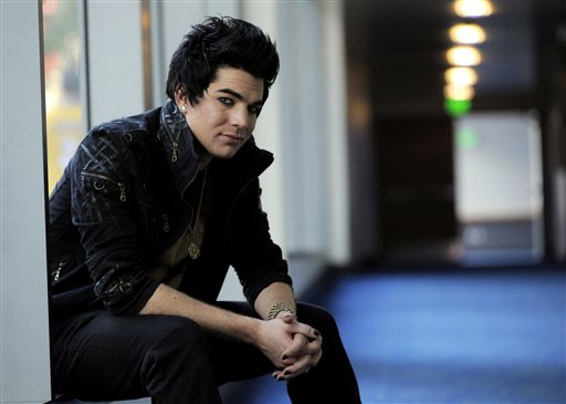 adam_lambert_chris_pizzello_photo_session_arielriann_2642_832AL.jpg
