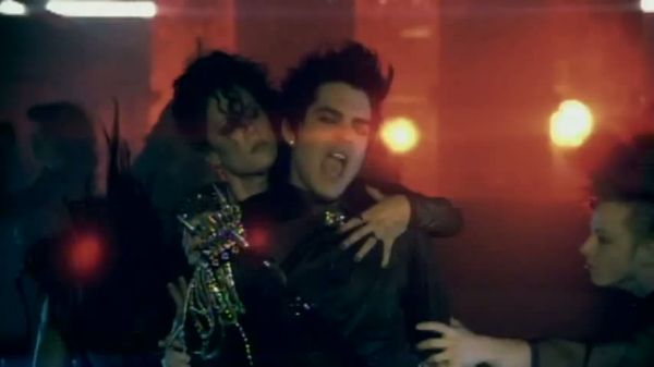 For_Your_Entertainment_002202.jpg