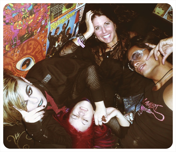 Tommy, Allison Iraheta, Leila Lambert & Sutan
