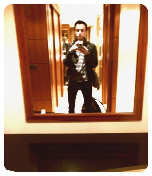 "Ainda" esperando por Tommy
