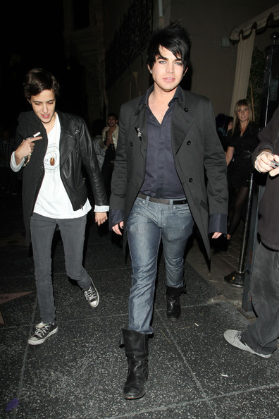 Adam+Lambert+steps+out+Samantha+Ronson+2Q4pCPHd-Ndl.jpg