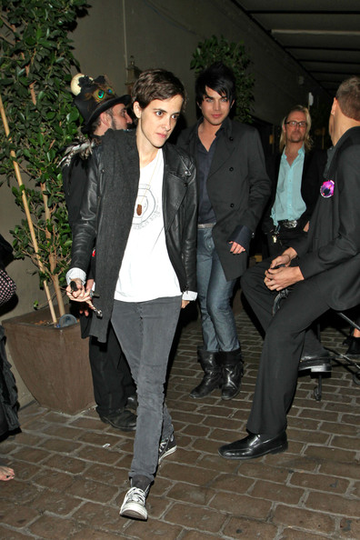 Adam+Lambert+steps+out+Samantha+Ronson+eOXE_Q6a1zZl.jpg