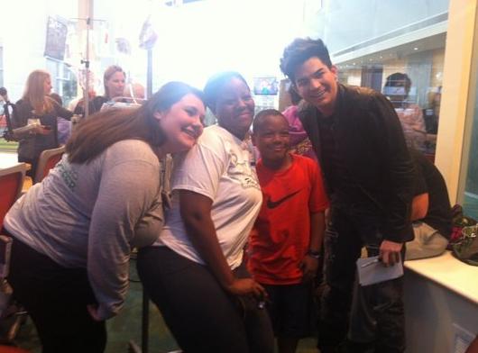 Créditos: Ryan Seacrest Foundation
