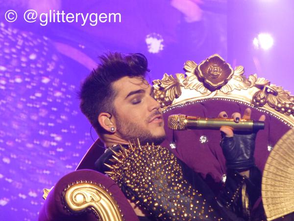 Créditos: @glitterygem
