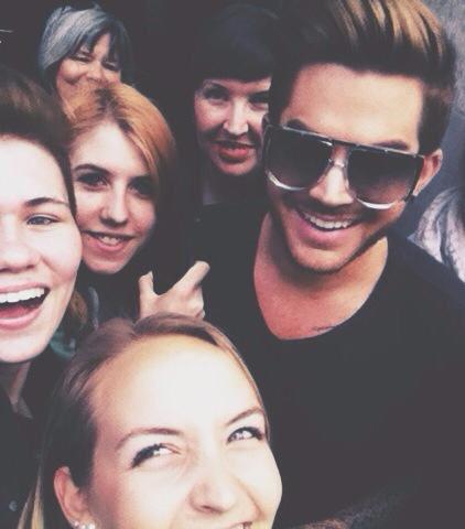 Créditos: @glitzyglambert
