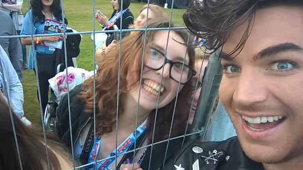 Créditos: @rach__Mcbusted
