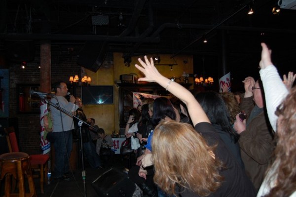 adam-lambert-in-the-mix-lounge-04.jpg