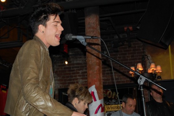 adam-lambert-in-the-mix-lounge-17.jpg