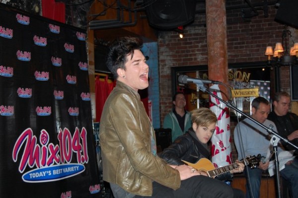 adam-lambert-in-the-mix-lounge-27.jpg