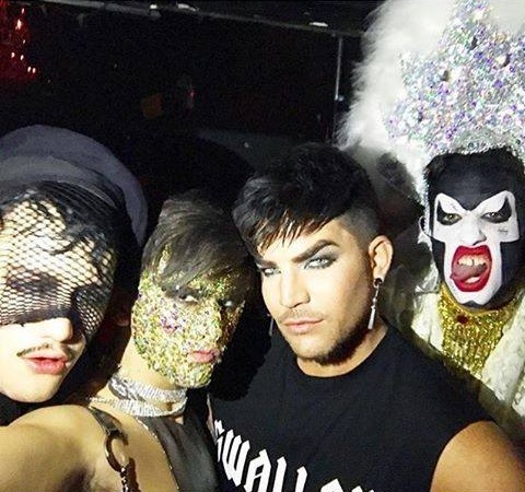 Créditos: Adam Lambert
