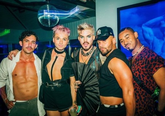 Créditos: @austinyourface
