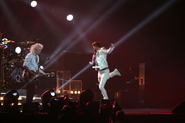 Créditos: @adamlambert_pic
