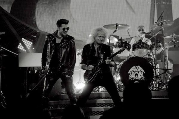 Créditos: Adam Lambert Perú - LatinGlamberts Perú
