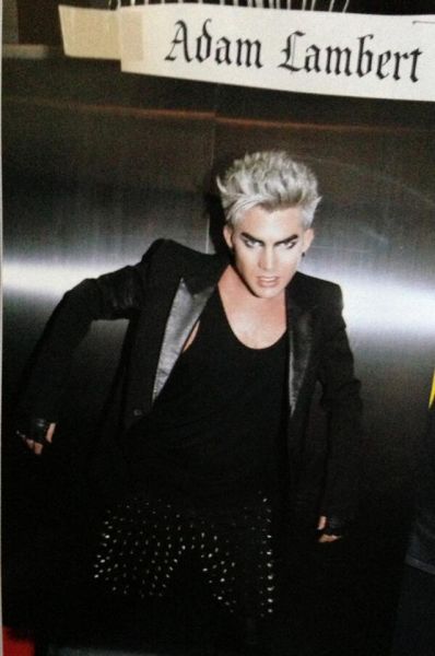 Créditos: @glam_alidol & @zhuxian
