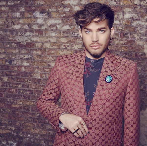 Créditos: Adam Lambert
